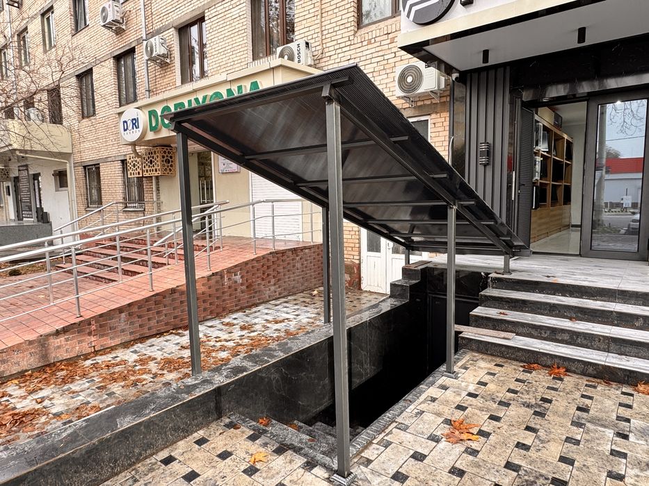 Металическое перила ограждения навес