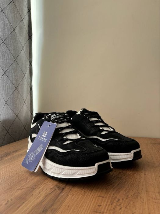 2 пары Кроссовок