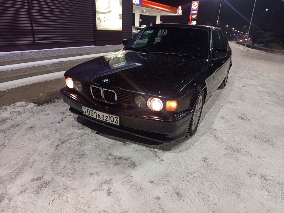 Продам Bmw 7 e32