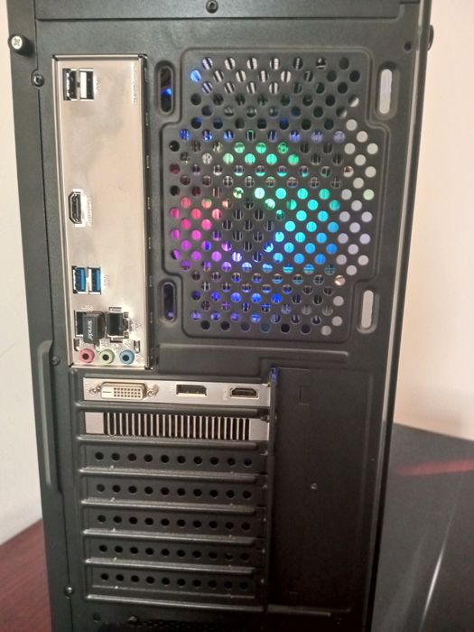 Kuchli i5-12400F , 16GB Kompyuter , Holati yangiday .GARANTIYA Bor