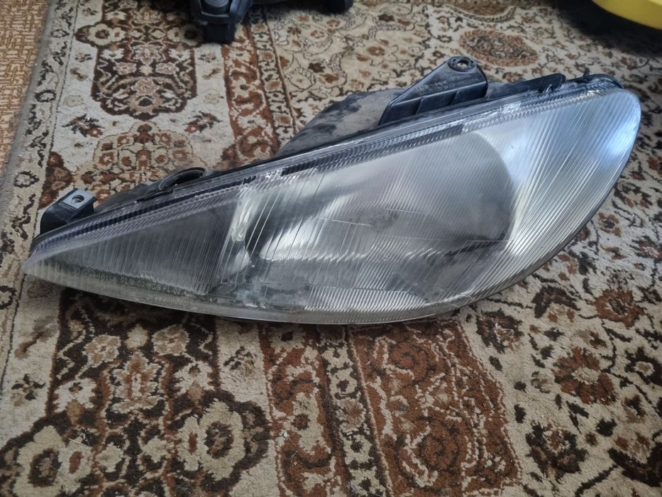 Фарове за пежо 206