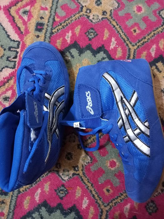 Продам форму для спорта