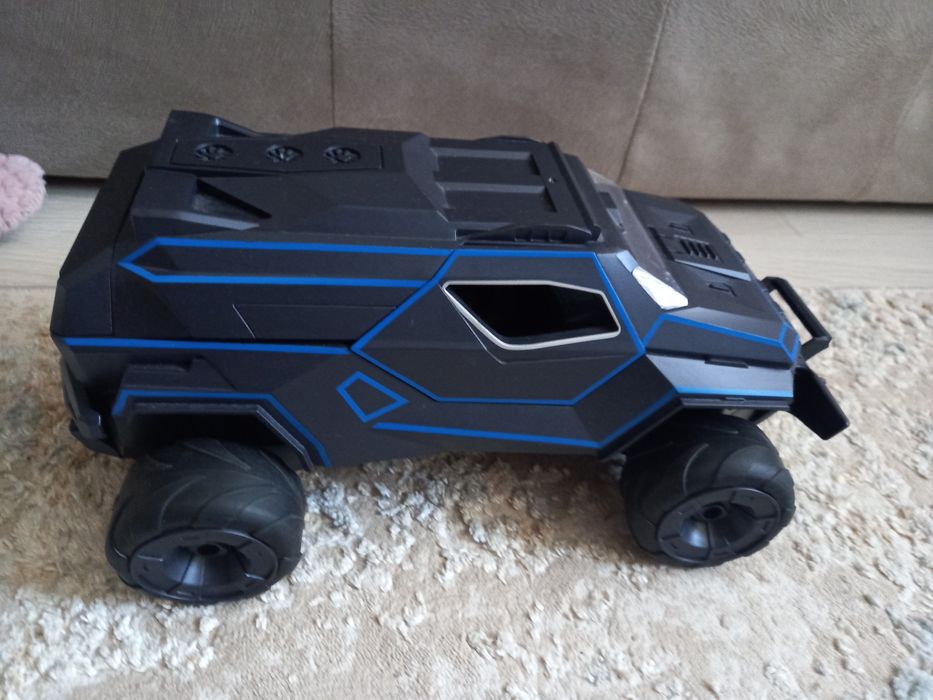 Masina noua cu telecomanda noua Auchan