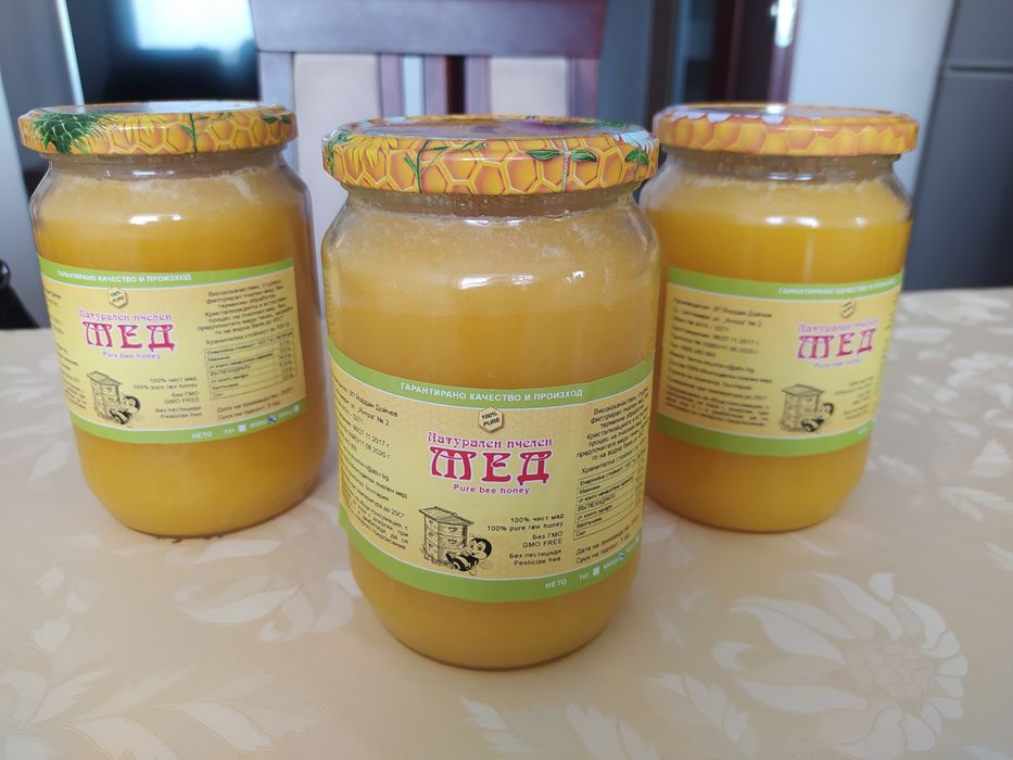 Пчелен мед / мед в пита / клеева тинктура/ пчелен прашец / восък