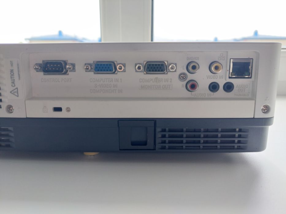 Проектор   Sanyo