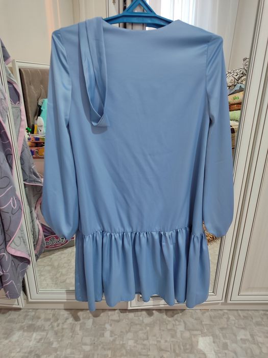 Продам платье новое