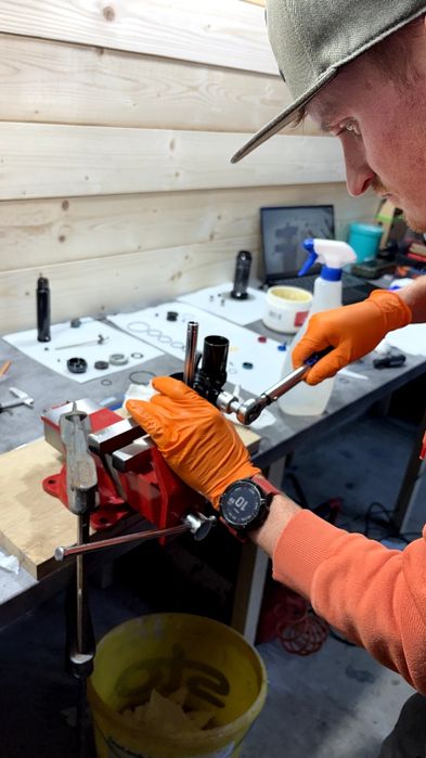 Service suspensii Rockshox Fox Marzocchi X-fusion Sr Suntour