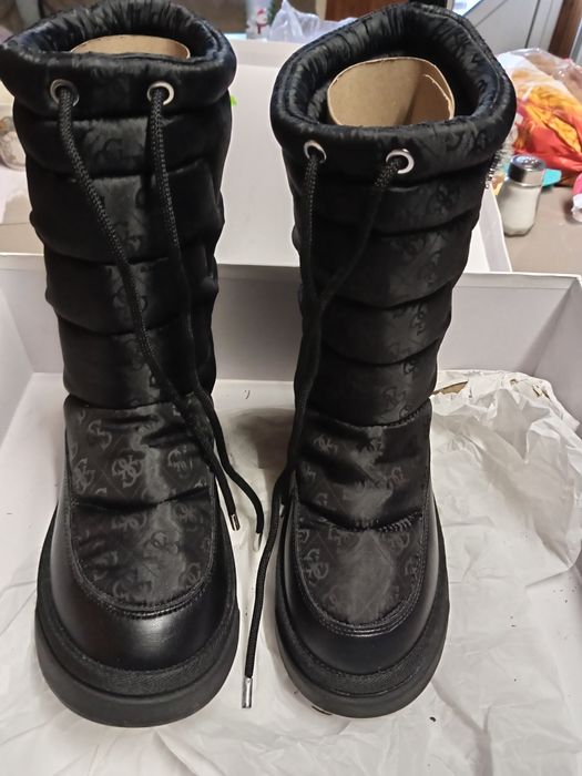 Апрески  Guess Umme FLFUMM