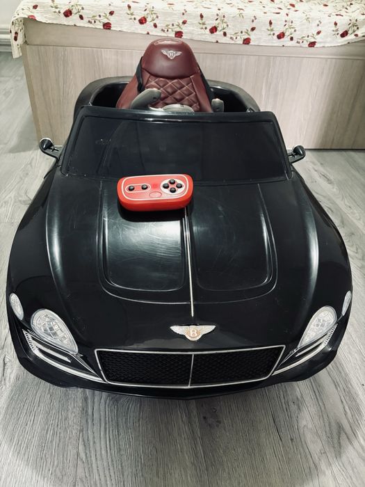 Vand Masinuta Electrica cu Telecomanda