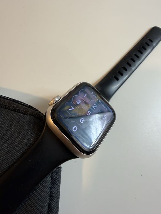 APPLE Watch SE (2nd Gen) V2, GPS + Cellular 40mm Starlight  Aluminium