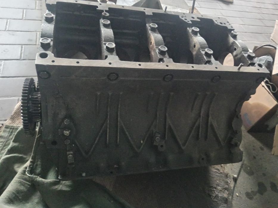 Блок цилиндров КамАЗ старого образца