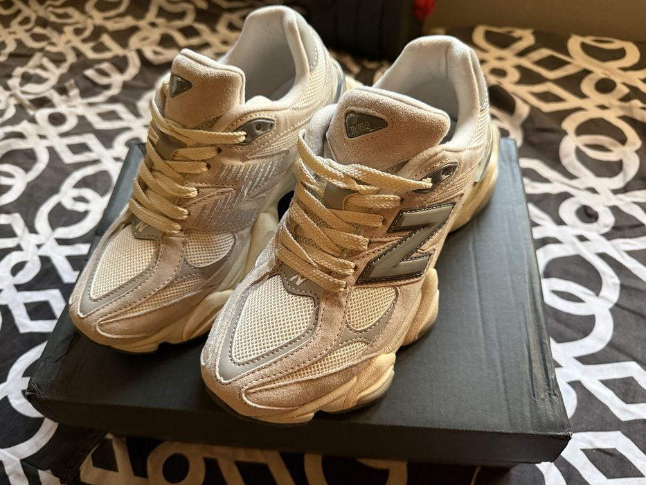 Papuci New Balance 9060