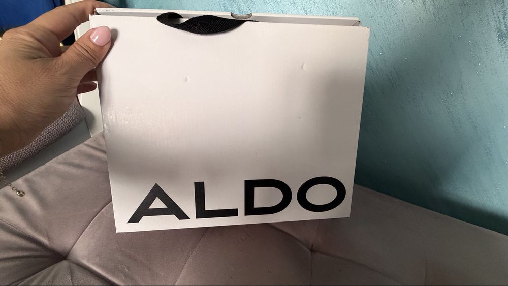 Сандали на токAldo