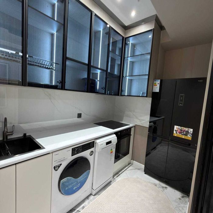 Продаю 2 ком ЖК NRG U-Tower Дружба Народов