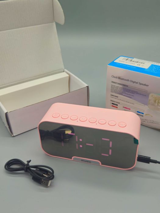 Розов LED дигитален часовник с Bluetooth колонка, FM радио и TF карта