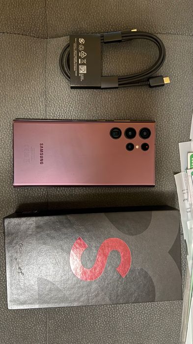 Samsung galaxy S22 Ultra 256GB 12GB RAM и Samsung galaxy watch 3