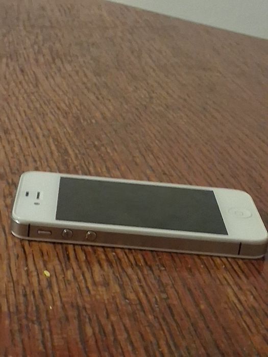 Iphone 4s in stare perfecta pt colecționari sau etc
