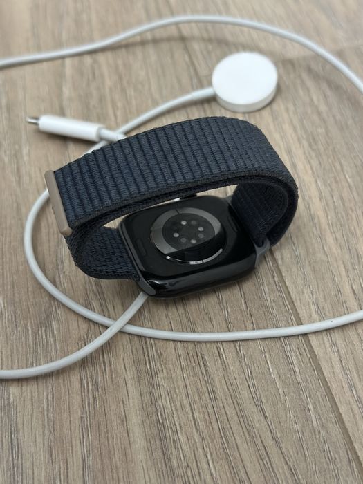 Часы aple watch 10