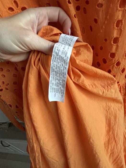 rochie cu broderie