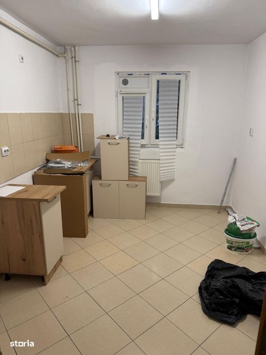4 Camere | Parter | Nemobilat | Sector 6 | Birou | 90 Mp
