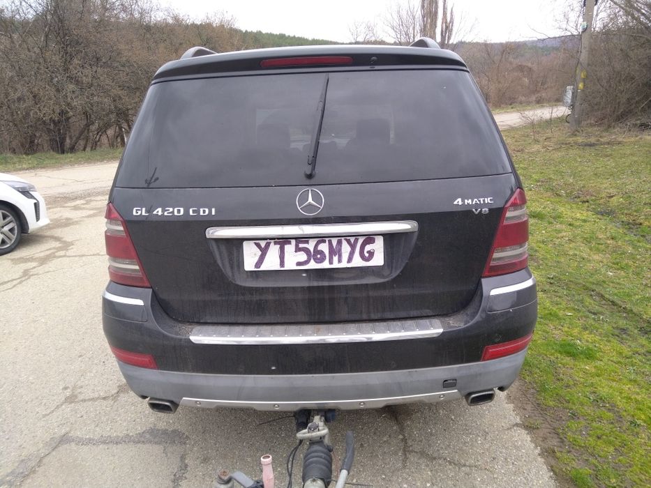 На части! GL X164 420 CDI