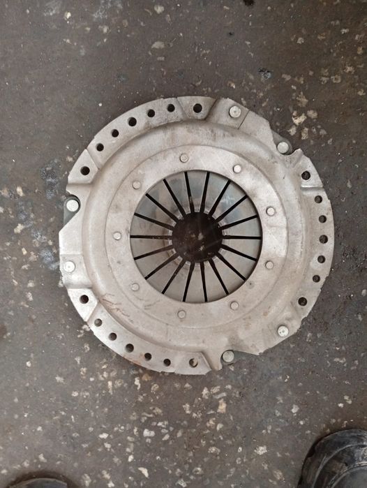 запчасти на Мерседес w124