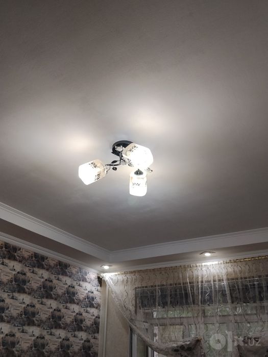 Продаётся люстра 3х и 5ти рожков.