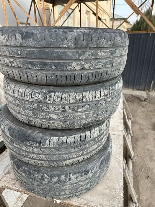 Cobalt radnoy baloni 195. 65. R15 sotiladi 4 donasi shu baxo