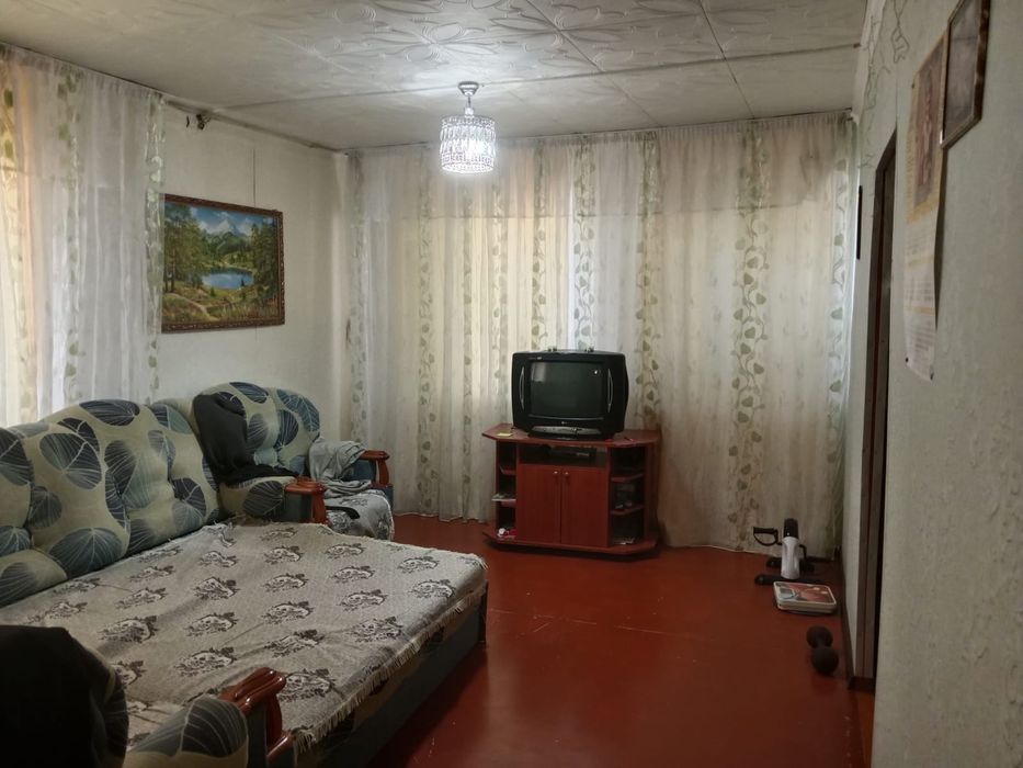Продаётся дом в поселке Бурлин