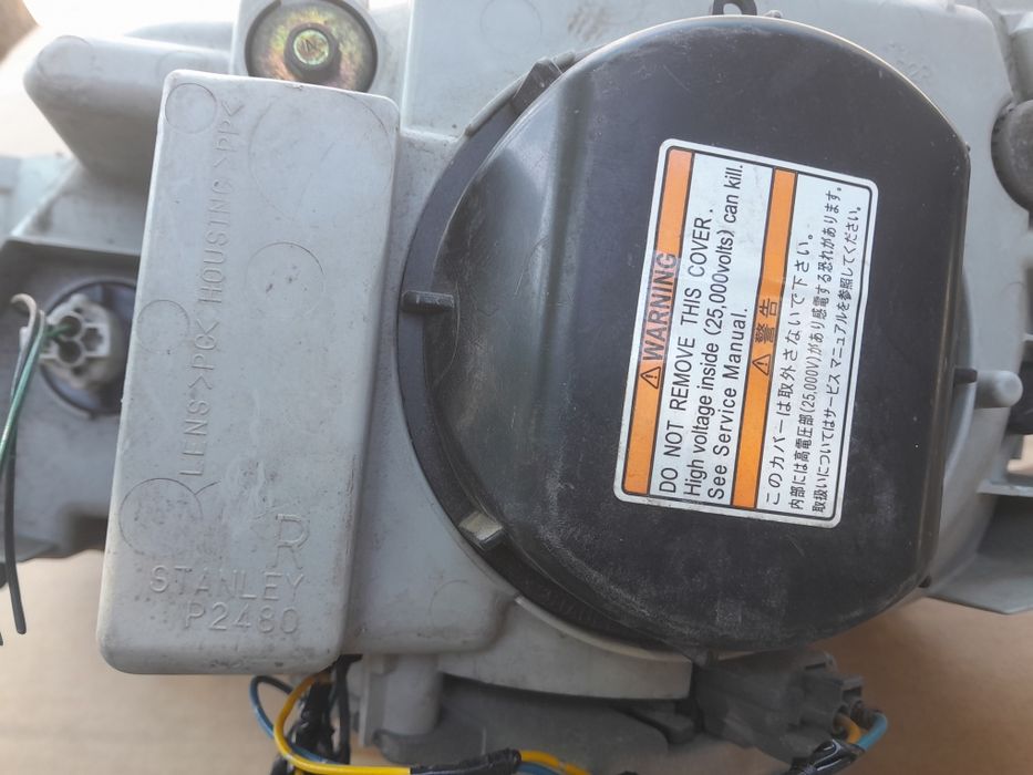 Фары для Mazda primacy