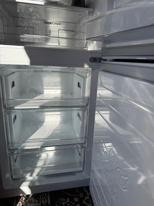 Продам новый холодильник