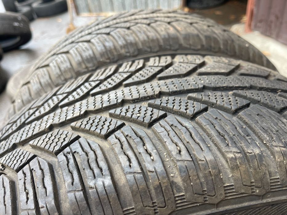 Cauciucuri de iarnă 215/65/17