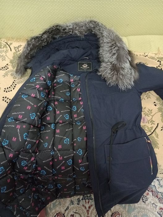 Продам зимнию куртку