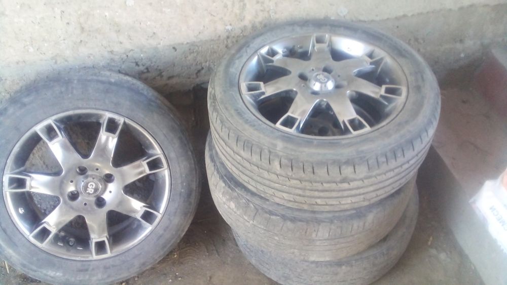 Diska 15 razmerlik balonlaeiyam urta halatda