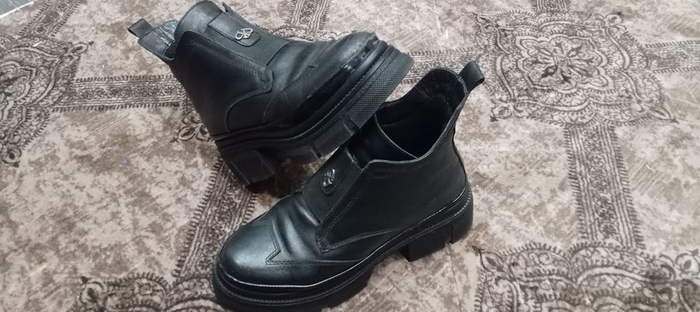 Високи кожени боти дамски за сезона 37 номер кожа