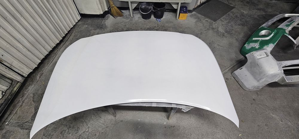 Продам 2 капота Hyundai accent 2023