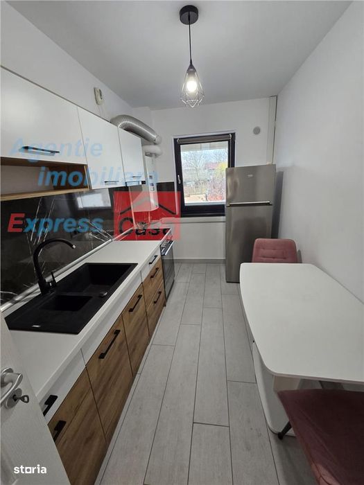 Apartament cu 3 camere, de inchiriat in zona CUG