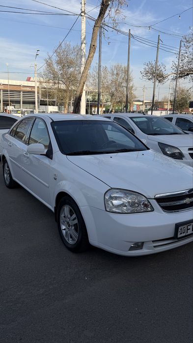 Lasetti 1.8 oq mexanika gazi bor