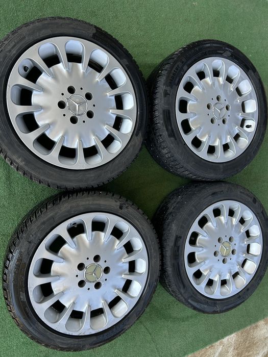 5х112 17 оргинални mercedes ET 38 със зимни гуми