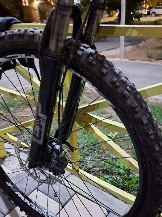 Продаю Trinx m258