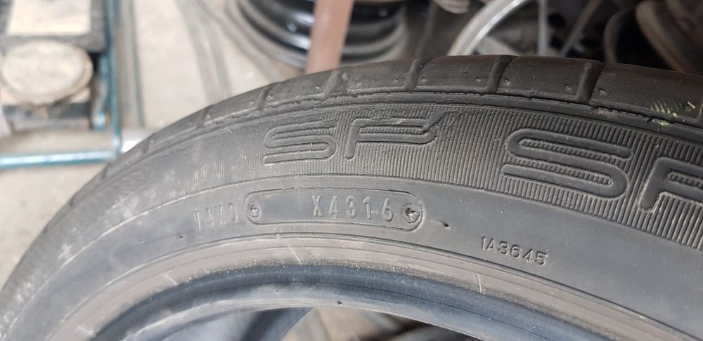 Летни гуми-18цола-215/45-1бр.-70лв."DUNLOP "