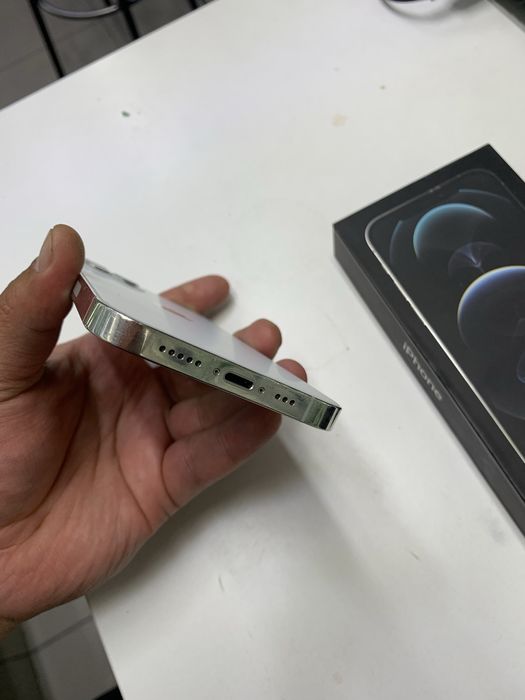 Iphone 12 PRO (128GB в идеальном состояний