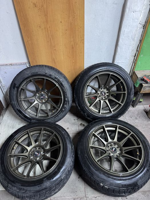 Продам диски R 17 с резиной ( липучка ) triangle