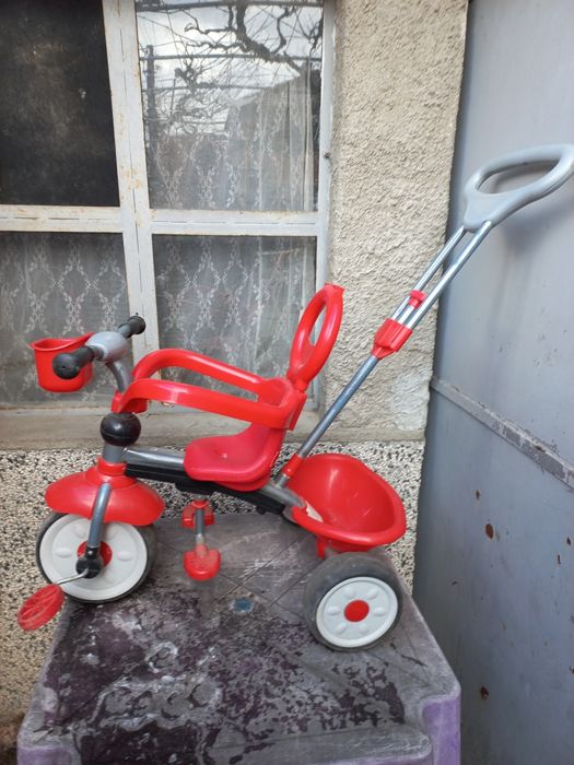 Детска триколка.