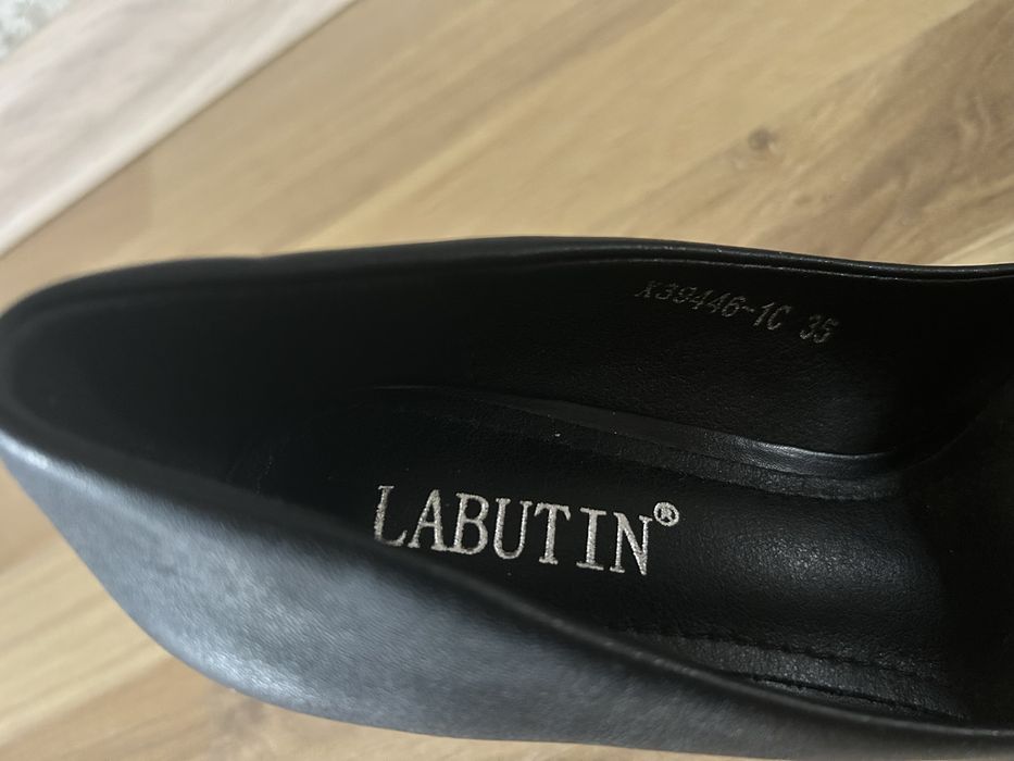 Продам туфли 35 размер