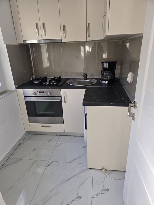 Garsoniera de inchiriat