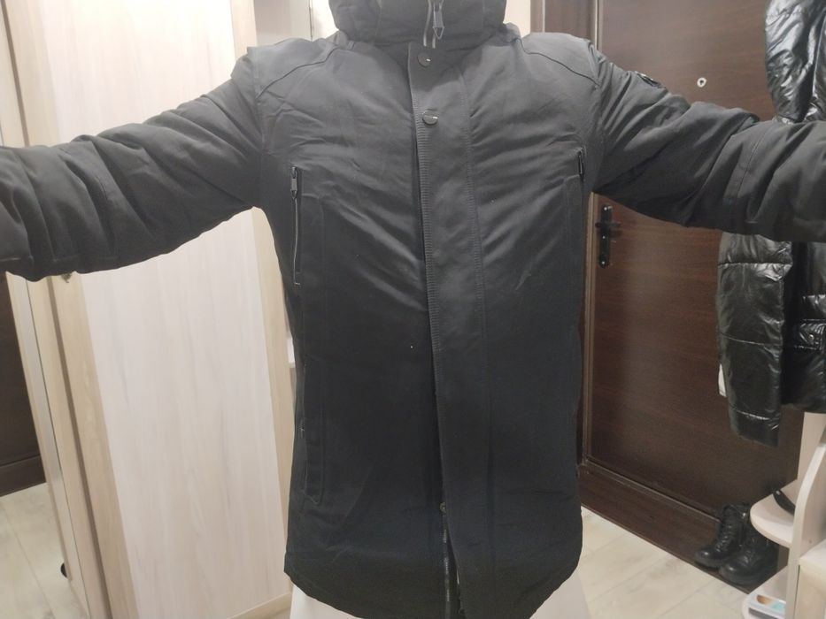 Продам куртку зимнию