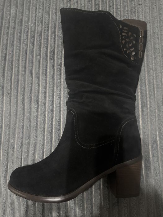 Продам сапоги, новые.