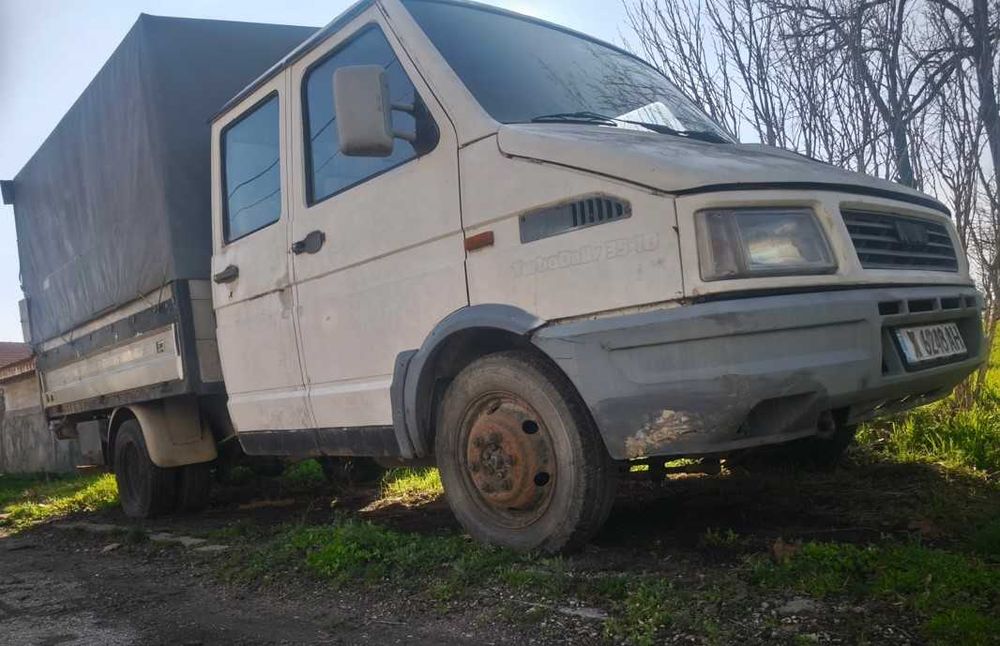 Iveco Turbo Daily 35.10 | Бордови камион 3.5 тона | Дизел | 6+1 места