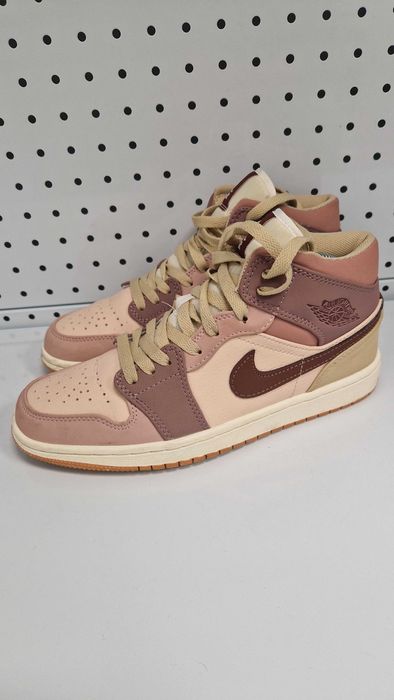 Оригинални дамски маратонки- AIR Jordan 1 Mid